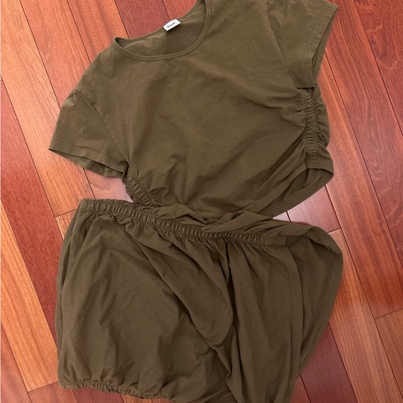 TnaCHILL™ Malibu Cropped T-Shirt + Skirt - Picture 6 of 8